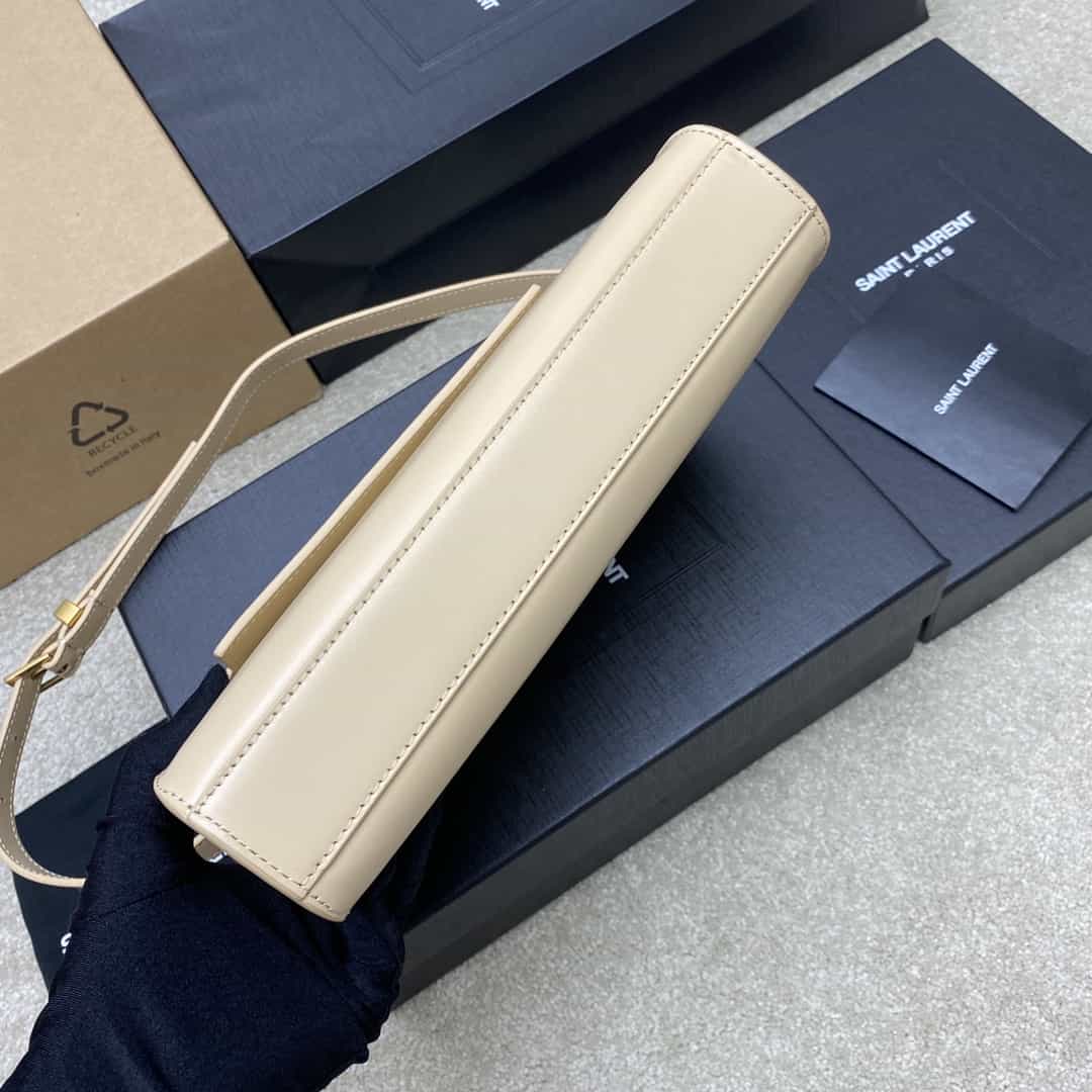 Bolsa Saint Laurent 𝙈𝙖𝙣𝙝𝙖𝙩𝙩𝙖𝙣 𝟮𝟰𝙘𝙢