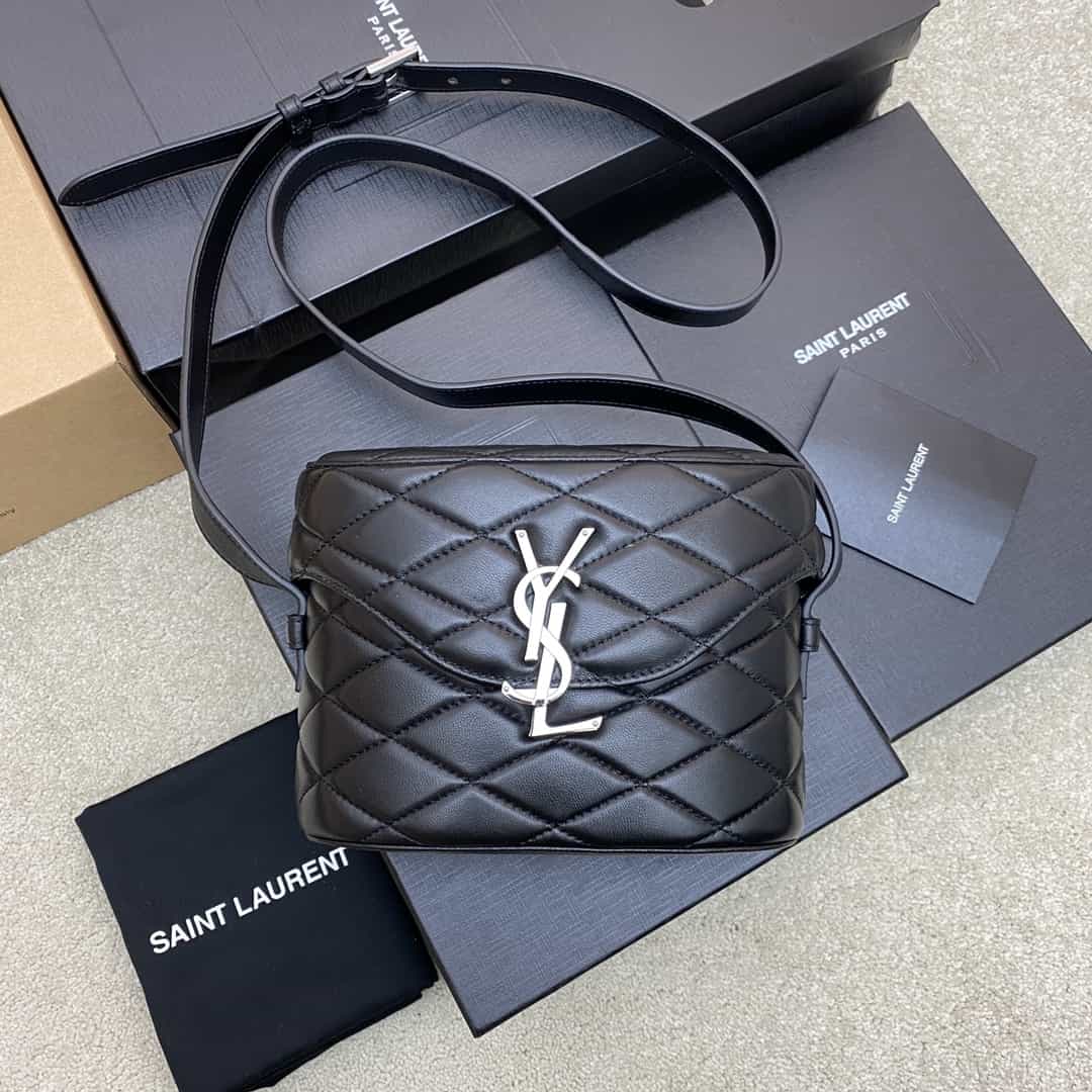 Bolsa Saint Laurent June 2022