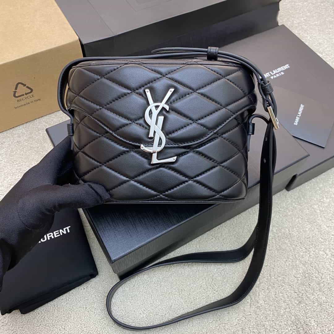 Bolsa Saint Laurent June 2022