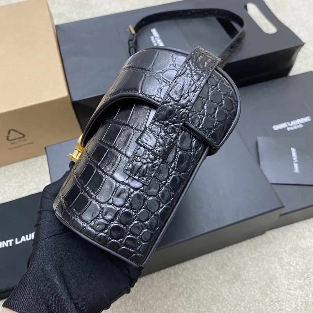 Bolsa Saint Laurent 2023 June