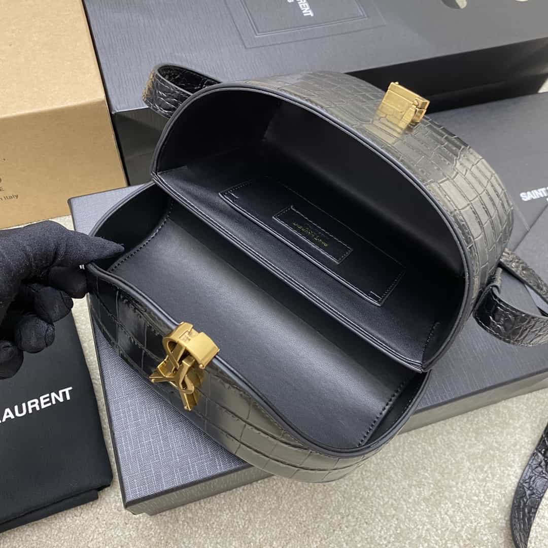 Bolsa Saint Laurent 2023 June