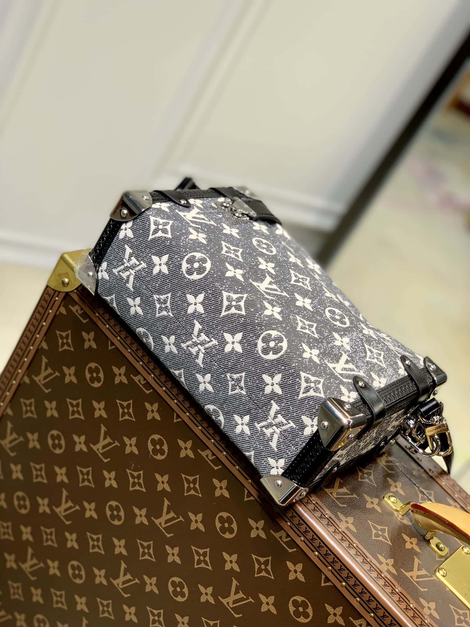 Bolsa Louis Vuitton Side Trunk Bag