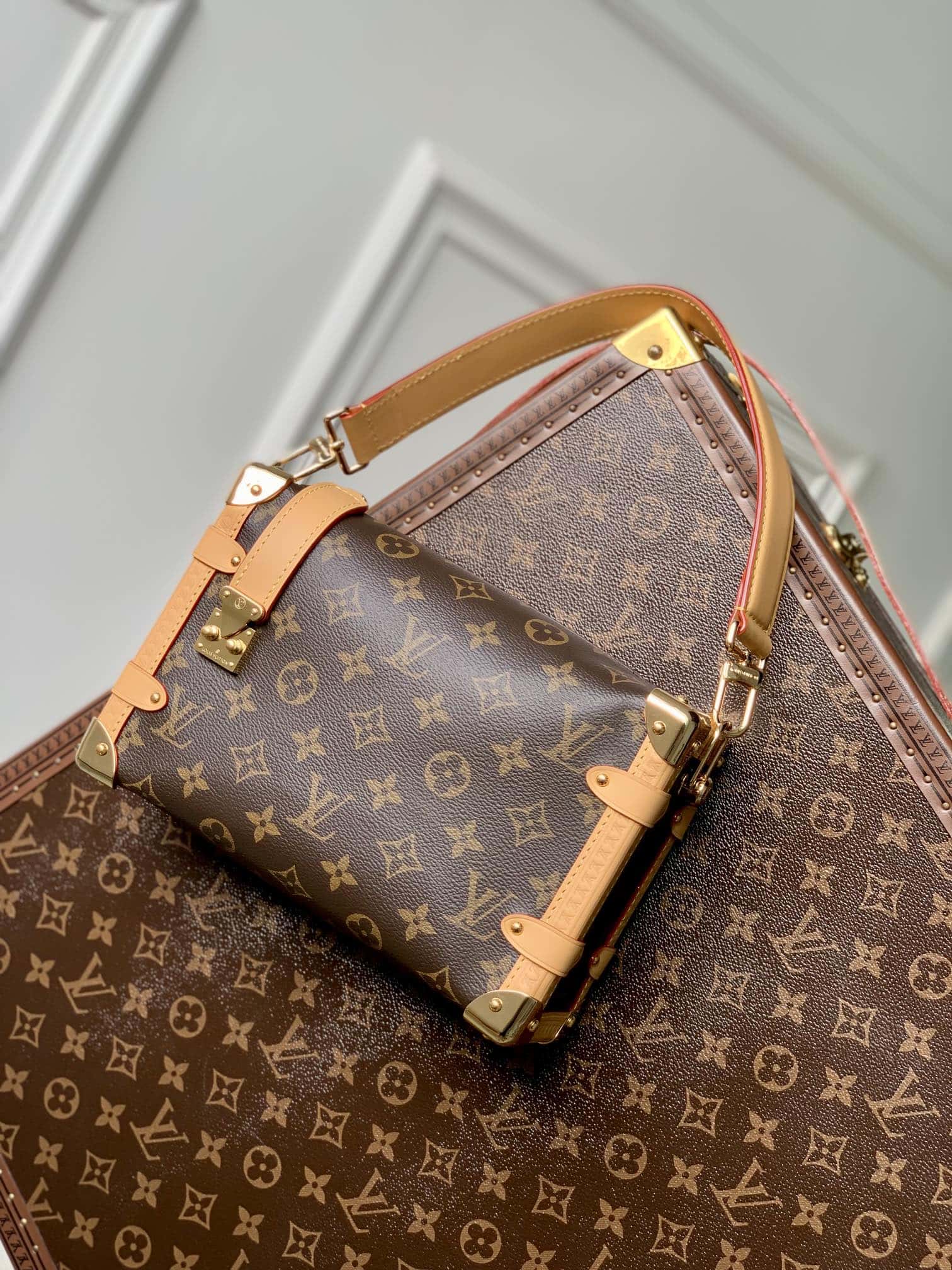 Bolsa Louis Vuitton Side Trunk