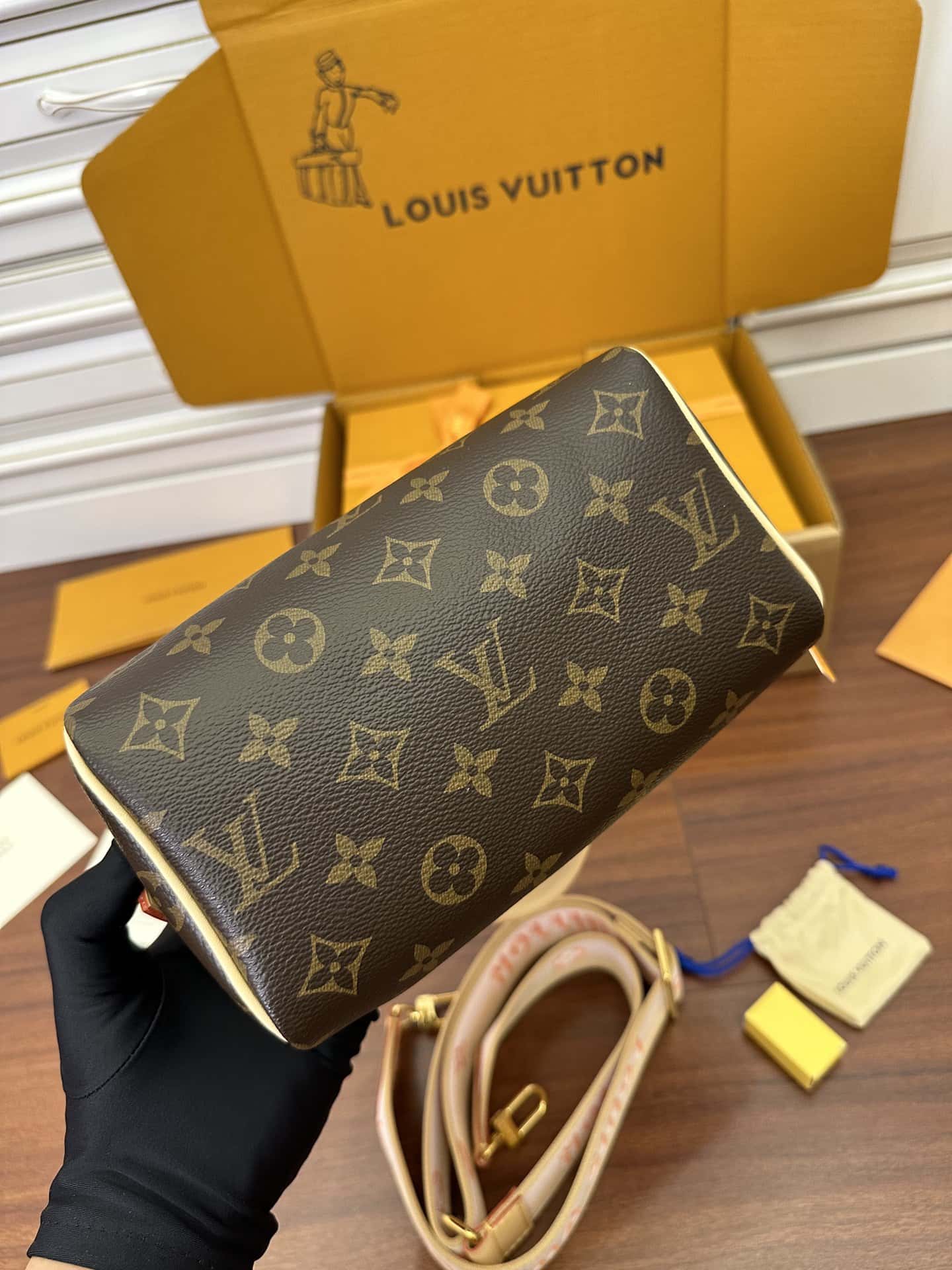 Bolsa Louis Vuitton Speedy Bandoulière 20