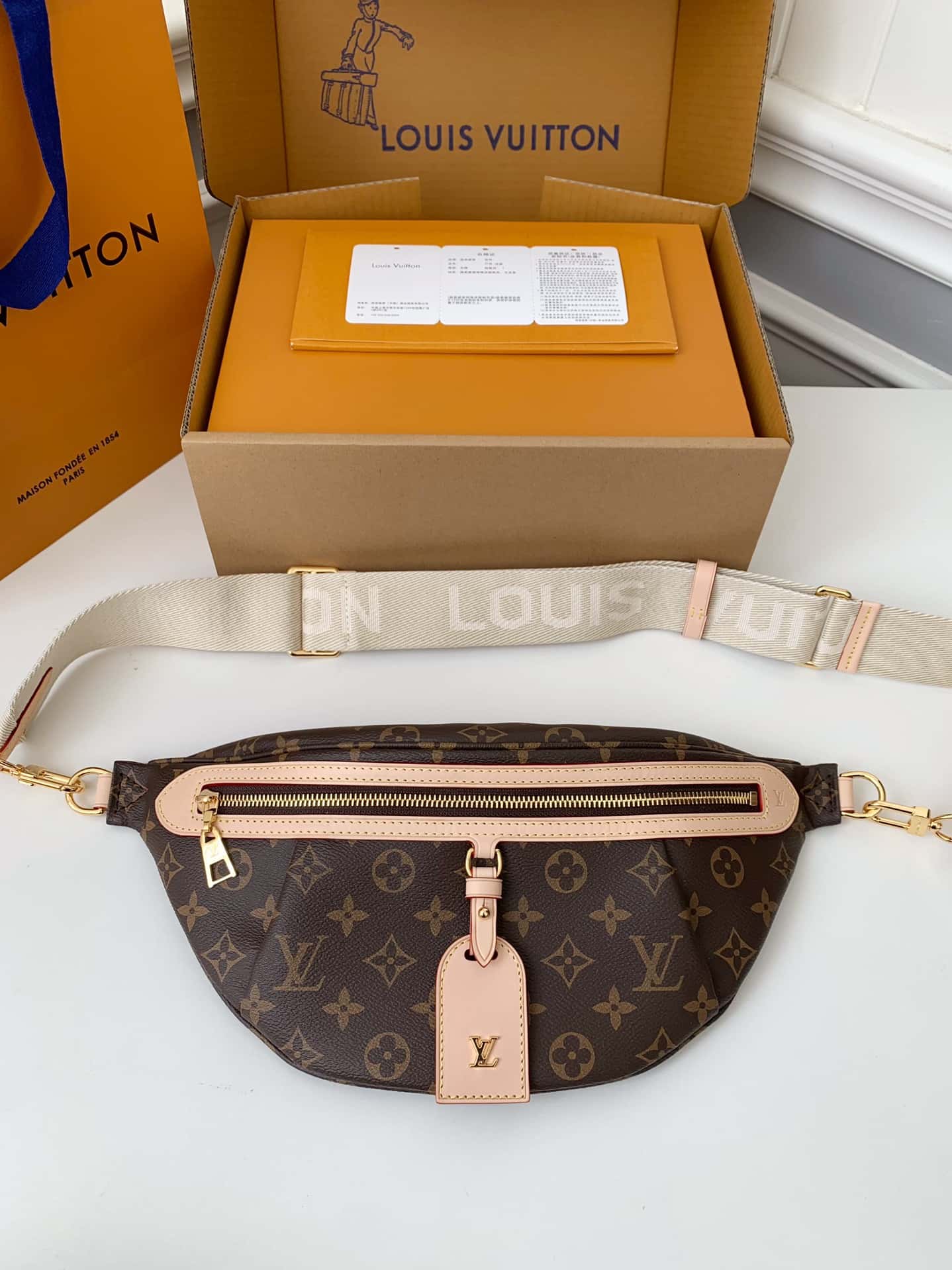Bolsa Louis Vuitton High Rise