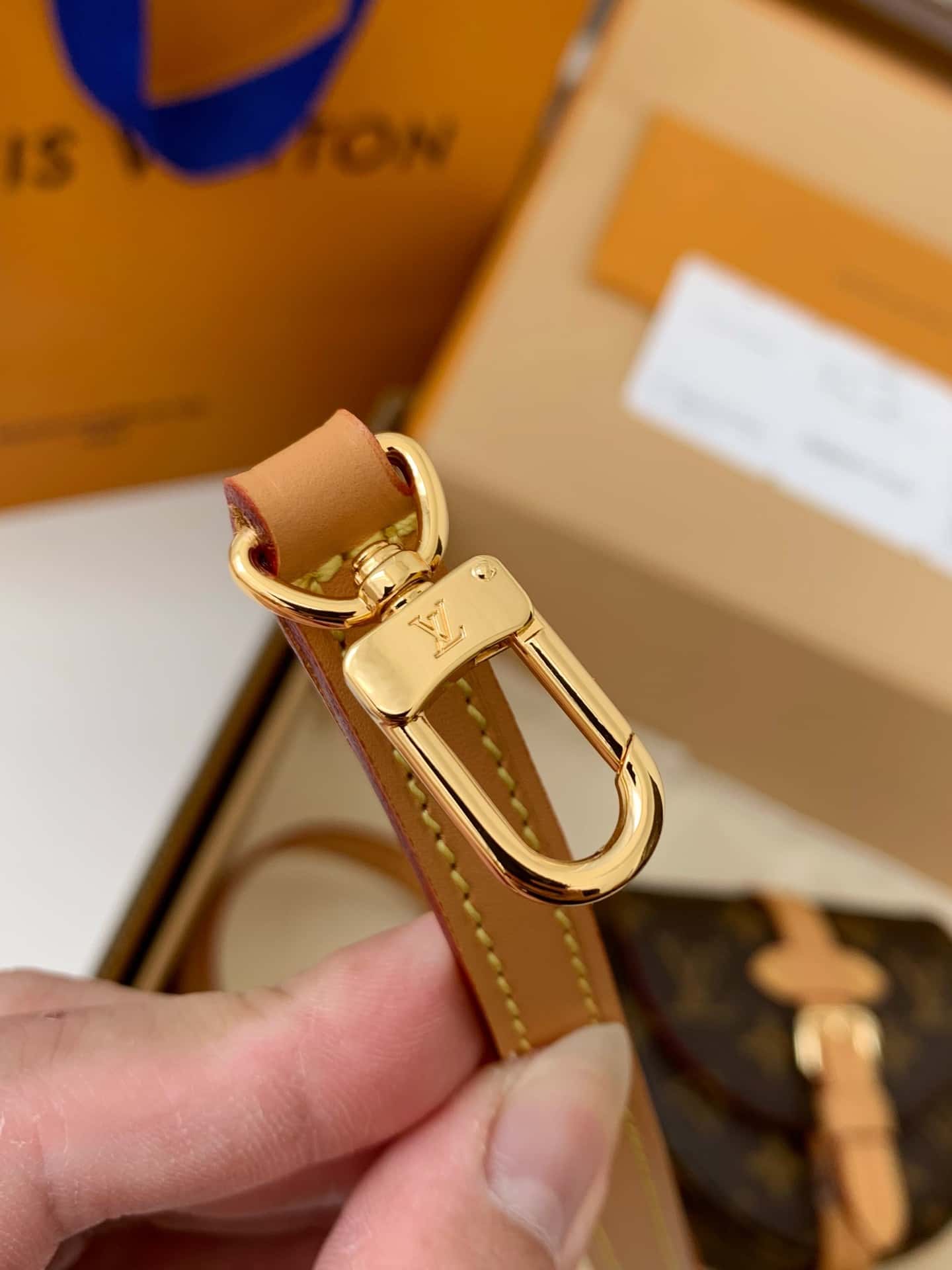 Bolsa Louis Vuitton Micro Chantilly