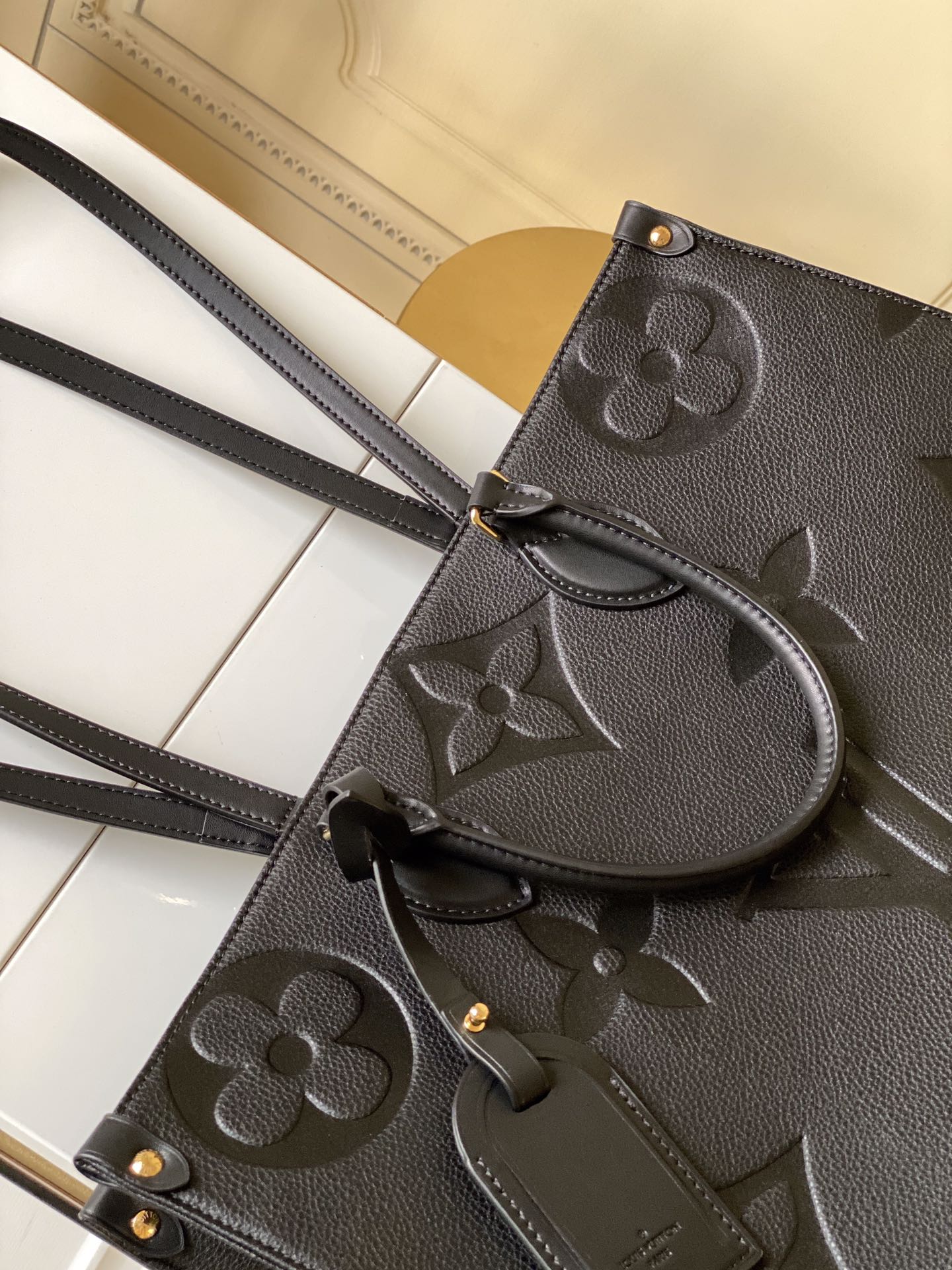 Bolsa Louis Vuitton ONTHEGO MM