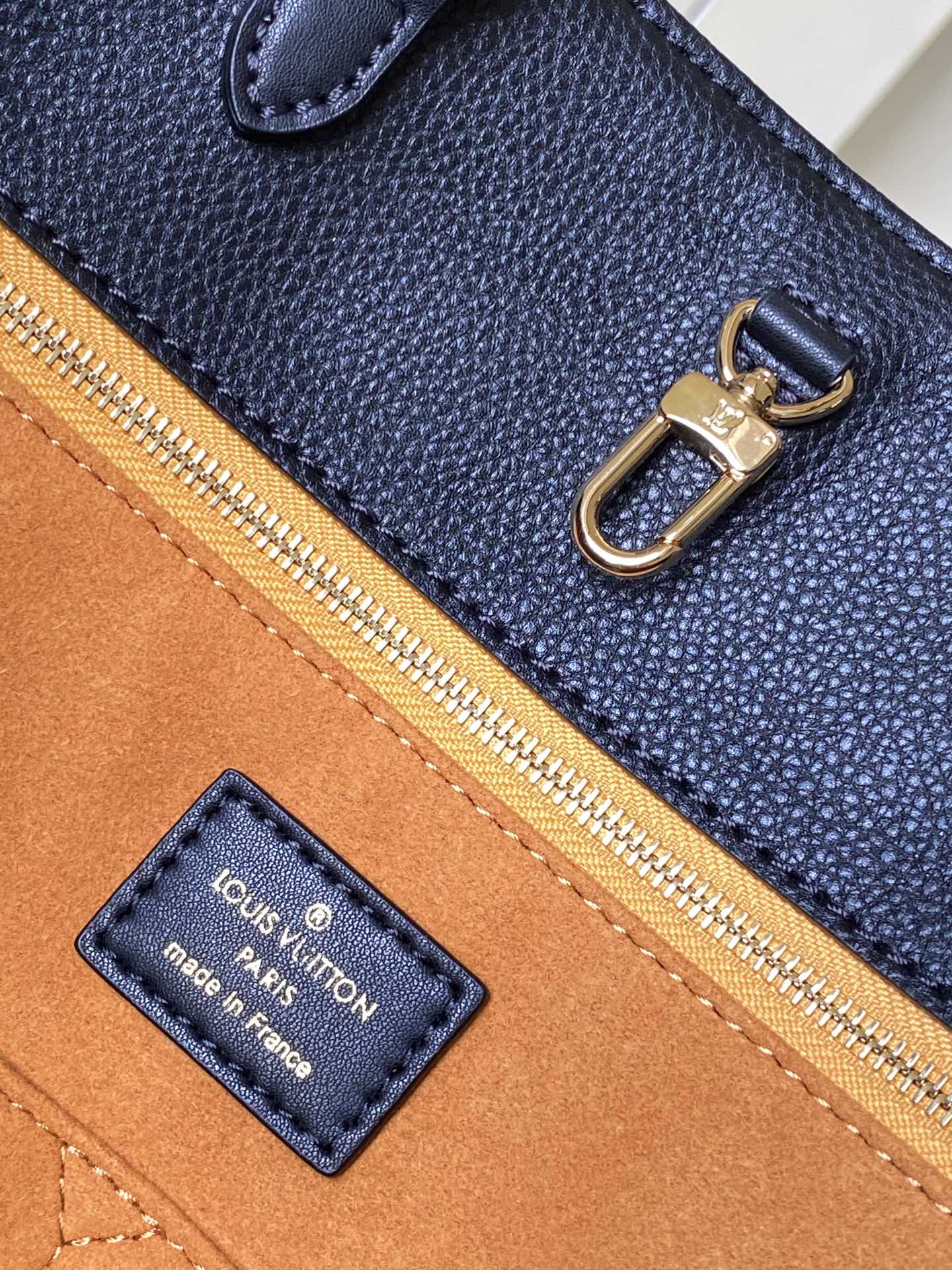 Bolsa Louis Vuitton ONTHEGO MM