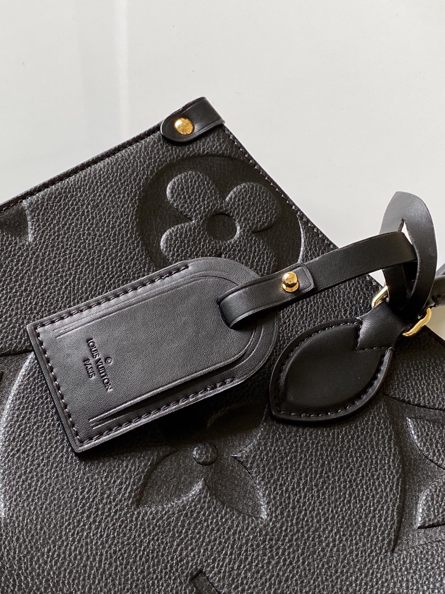 Bolsa Louis Vuitton ONTHEGO MM