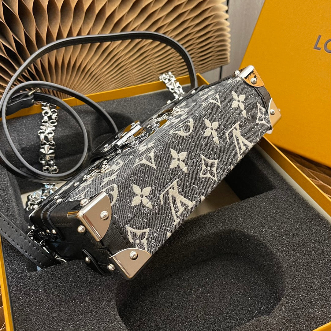 Bolsa Louis Vuitton Petite Malle