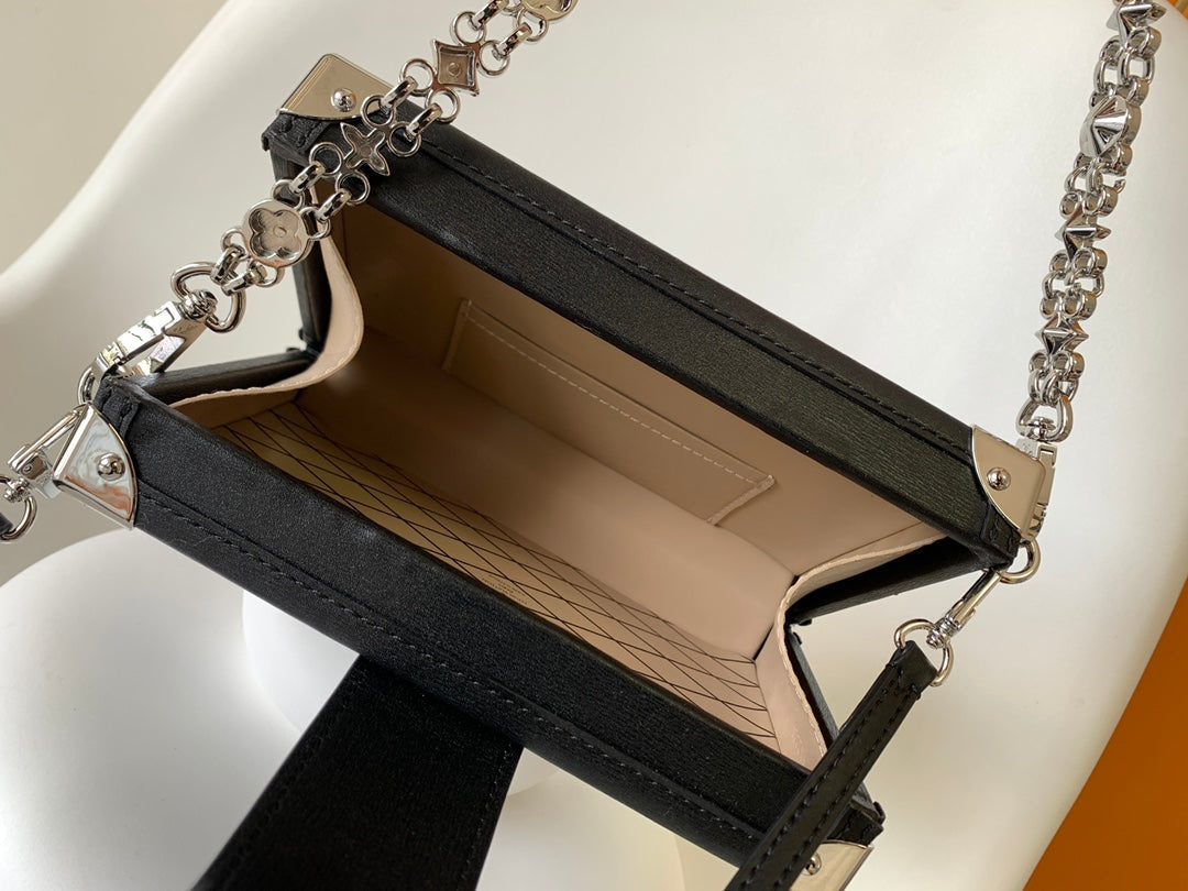 Bolsa Louis Vuitton Petite Malle