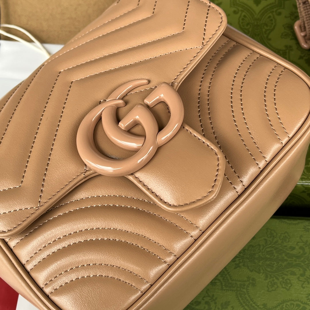 Bolsa Gucci Matelassê GG Marmont Transversal