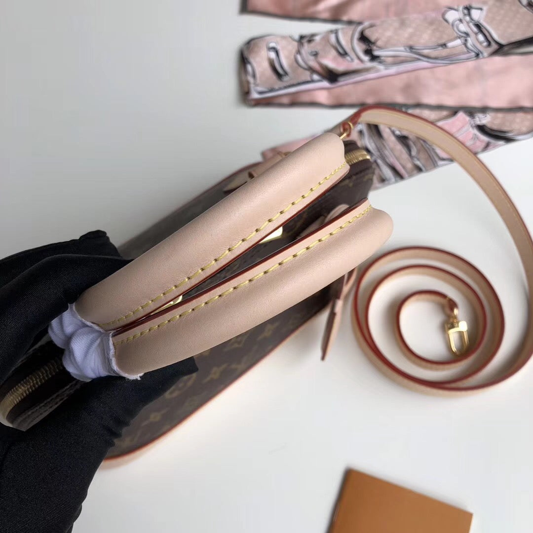 Bolsa Alma BB Louis Vuitton